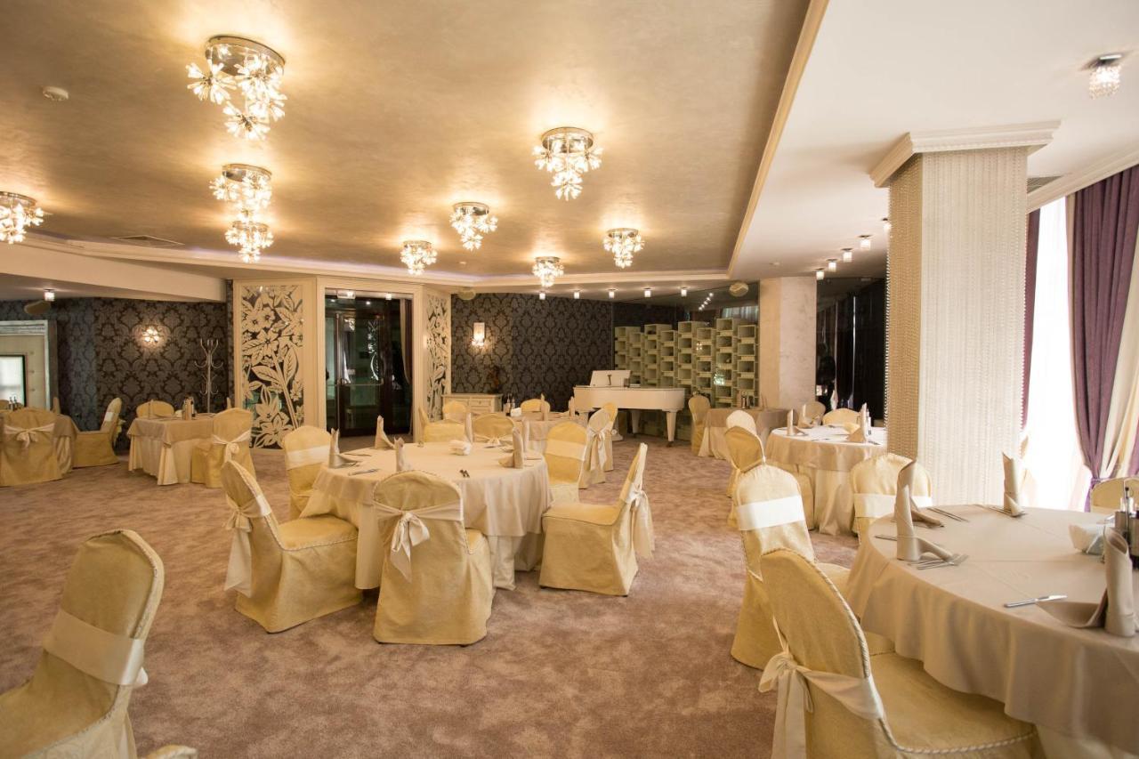 Spa Hotel Persenk Devin Exterior photo The ballroom