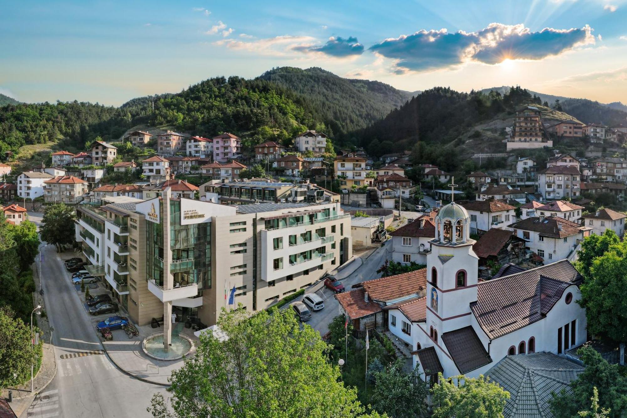 Spa Hotel Persenk Devin Exterior photo The University of Patras