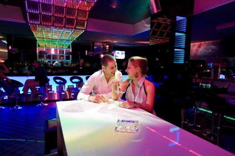 Spa Hotel Persenk Devin Exterior photo The bar at the nightclub